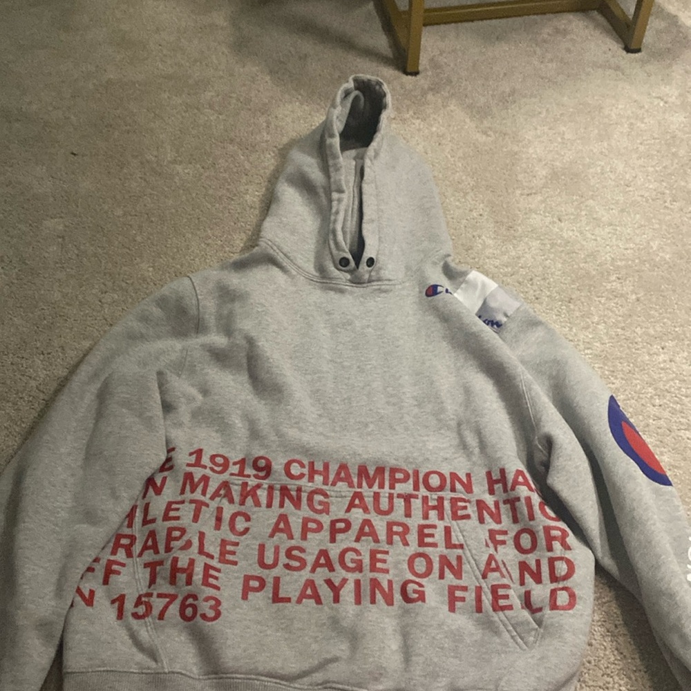 Thick champion sweat shirt